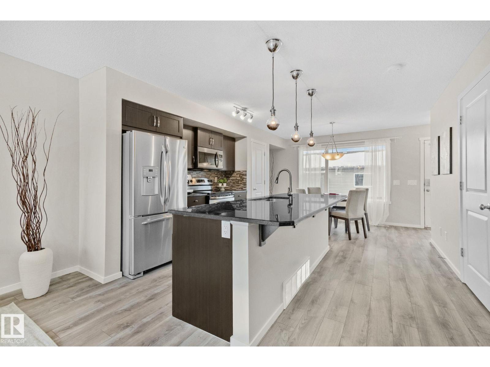 2830 18a Av Nw, Edmonton, Alberta  T6T 0N8 - Photo 6 - E4471239