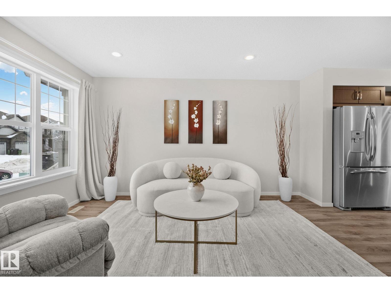 2830 18a Av Nw, Edmonton, Alberta  T6T 0N8 - Photo 3 - E4471239