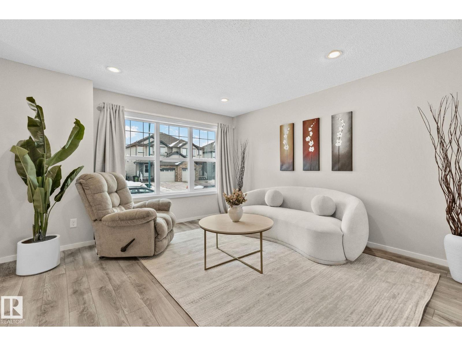 2830 18a Av Nw, Edmonton, Alberta  T6T 0N8 - Photo 4 - E4471239