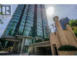 302 588 BROUGHTON STREET, Vancouver, British Columbia