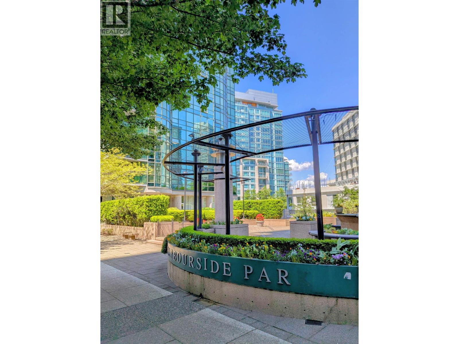 302 588 Broughton Street, Vancouver, British Columbia  V6G 3E3 - Photo 2 - R3082153