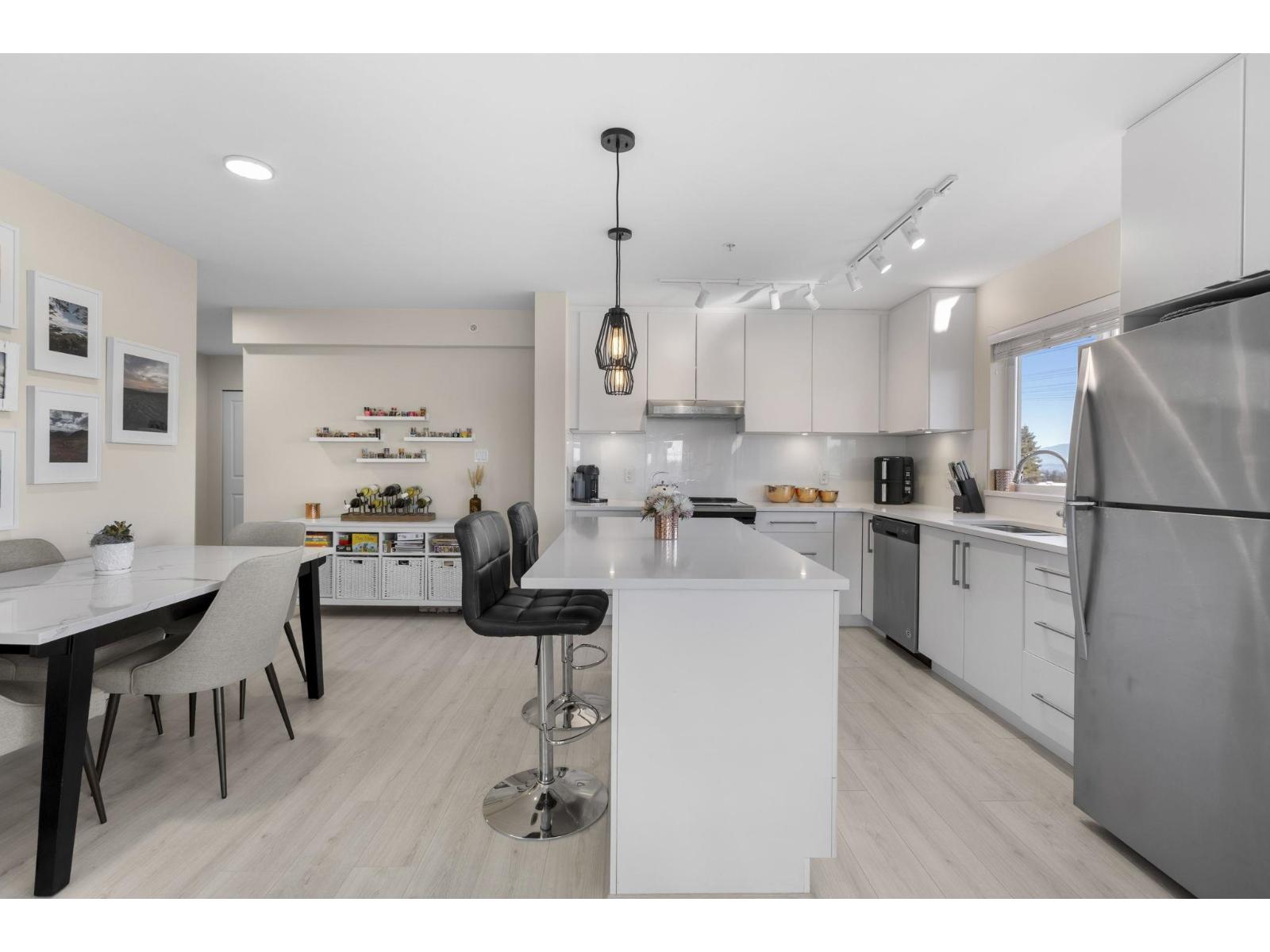 404 15785 Croydon Drive, Surrey, British Columbia  V3Z 2L6 - Photo 14 - R3083353