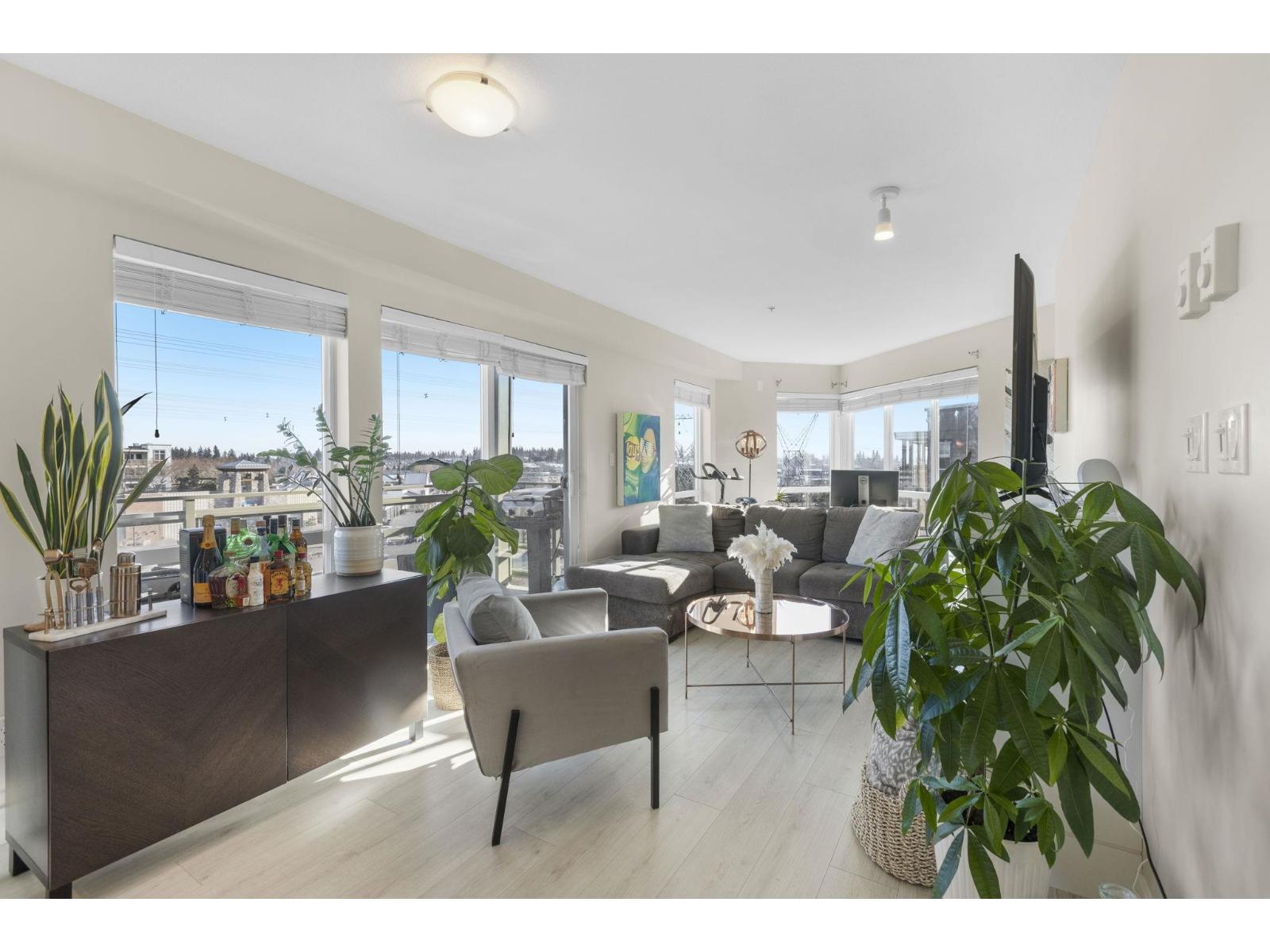 404 15785 Croydon Drive, Surrey, British Columbia  V3Z 2L6 - Photo 3 - R3083353