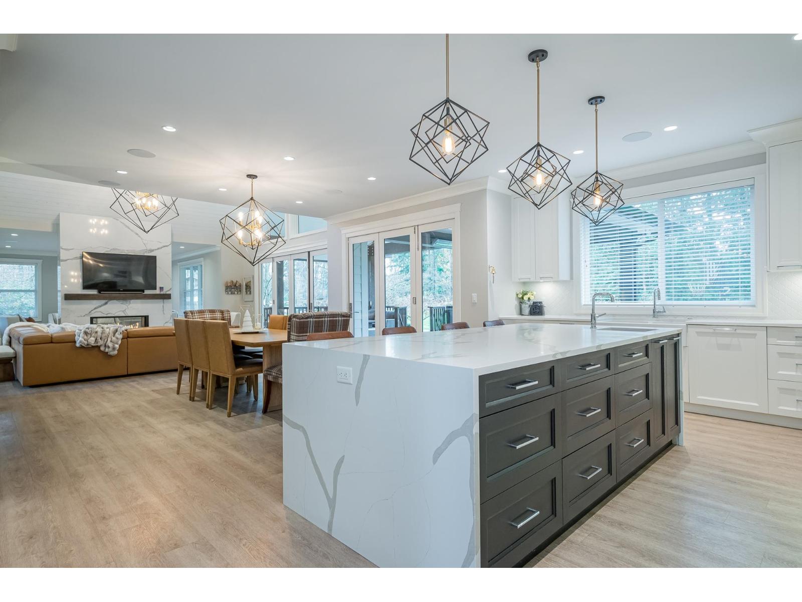 26979 58 Avenue, Langley, British Columbia  V4W 1V6 - Photo 11 - R3084101