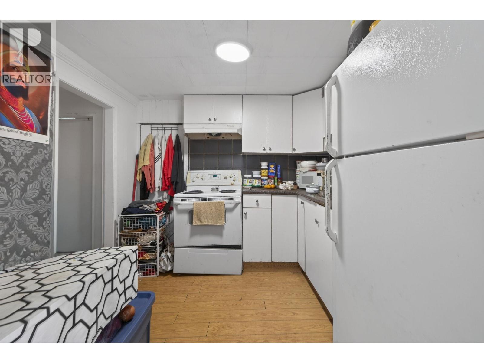 803 Ewen Avenue, New Westminster, British Columbia V3M 5C6 - Photo 17 - R3084146