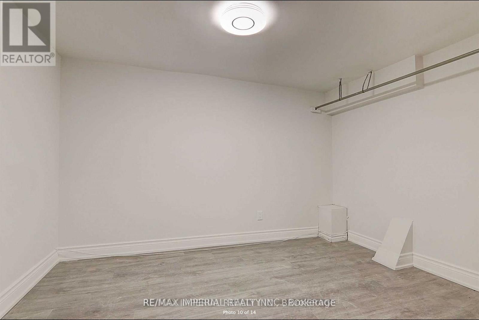 Bsmnt - 297 Ruggles Avenue, Richmond Hill, Ontario  L4C 1Y9 - Photo 5 - N12736910