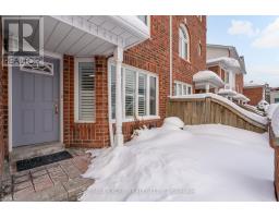 37 - 18 CLARK AVENUE W, Vaughan, Ontario