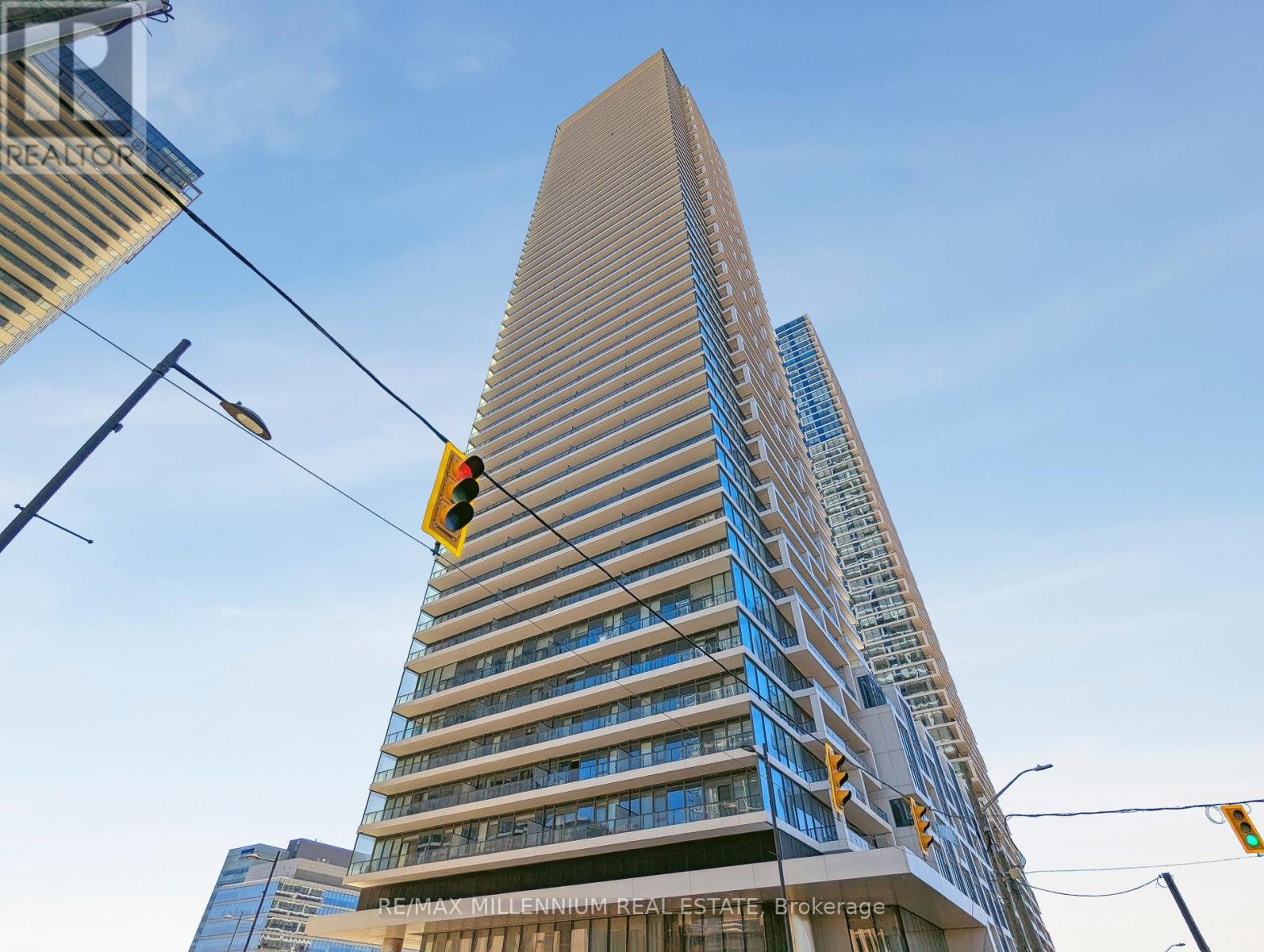 4912 - 950 Portage Parkway, Vaughan, Ontario  L4K 0J7 - Photo 2 - N12736982