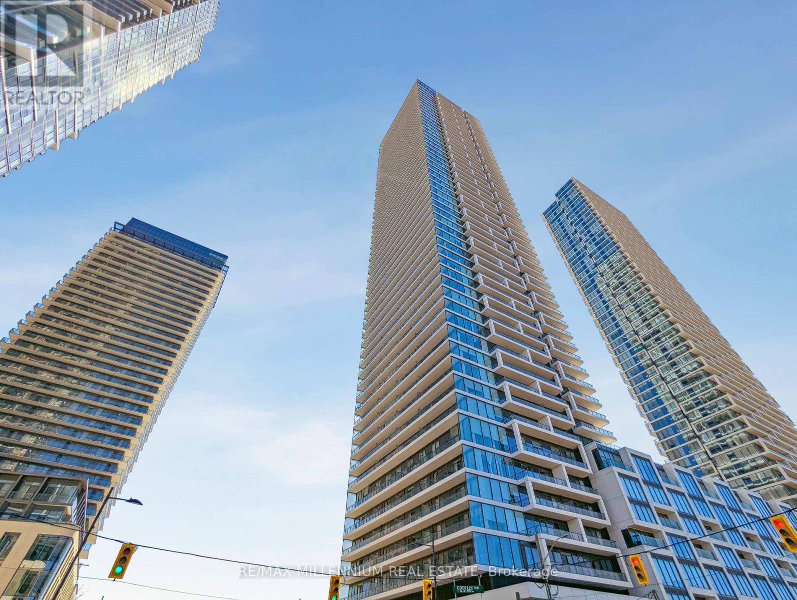 4912 - 950 Portage Parkway, Vaughan, Ontario  L4K 0J7 - Photo 4 - N12736982