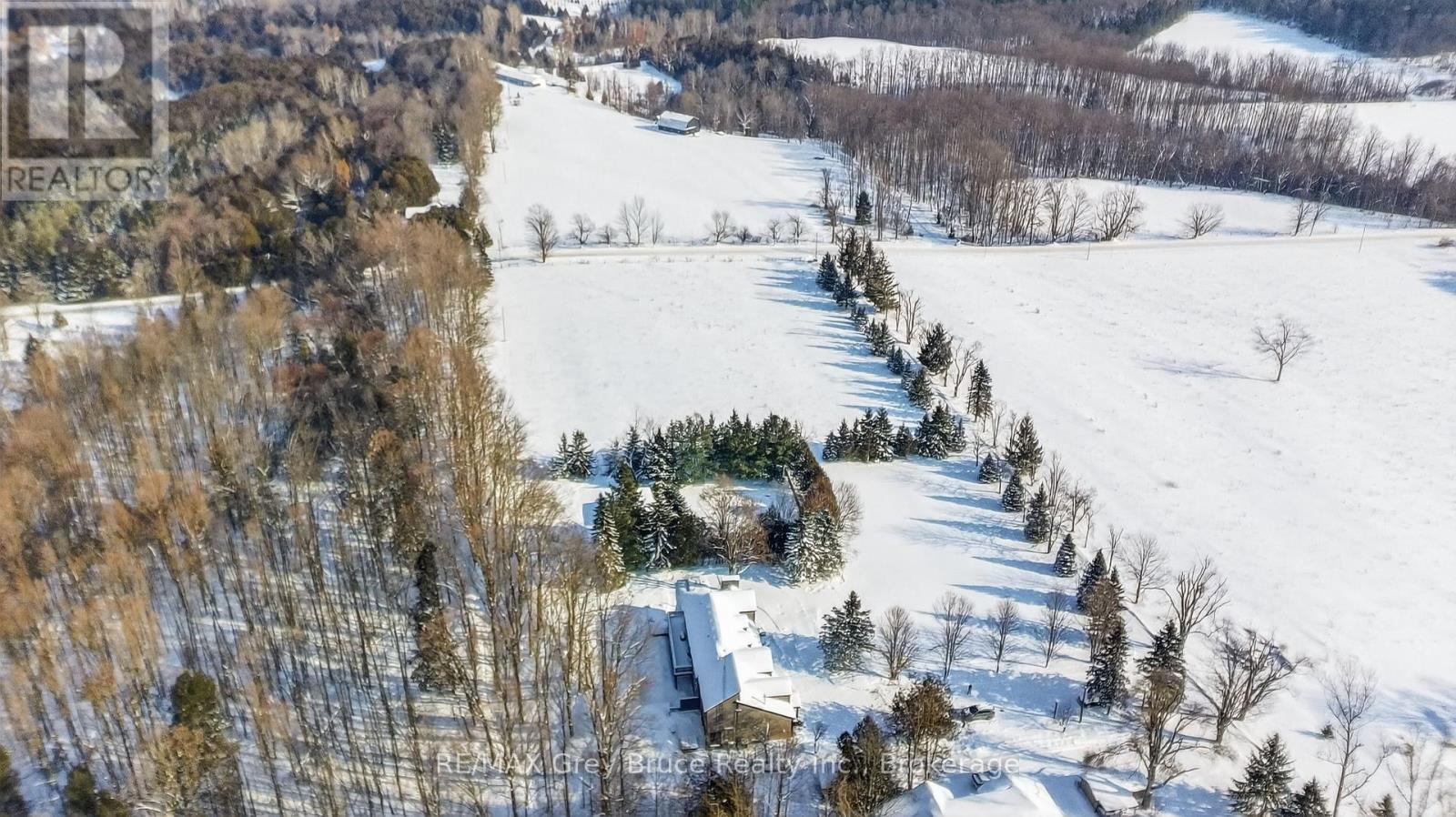 3476 Garden Of Eden Road, Clearview, Ontario  L0M 1G0 - Photo 3 - S12660608