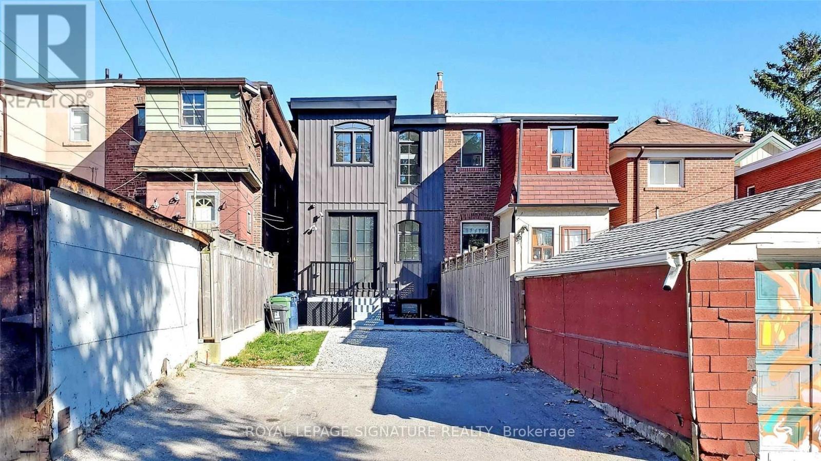 Bsmt - 64 Harvie Avenue, Toronto, Ontario  M6E 4K3 - Photo 13 - W12736928