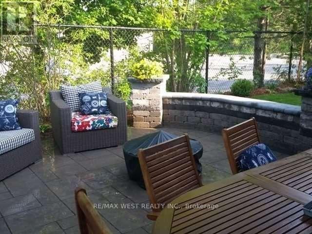 75 Forestgrove Circle, Brampton, Ontario  L6Z 4T3 - Photo 17 - W12736930