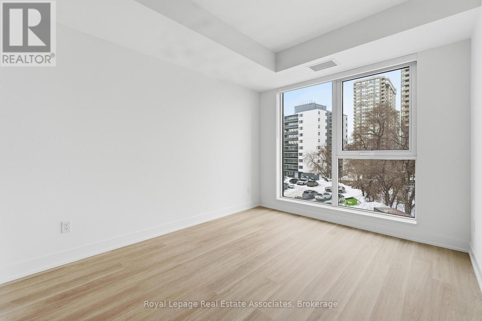 424 - 25 Cordova Avenue, Toronto, Ontario  M9A 0E5 - Photo 6 - W12736944