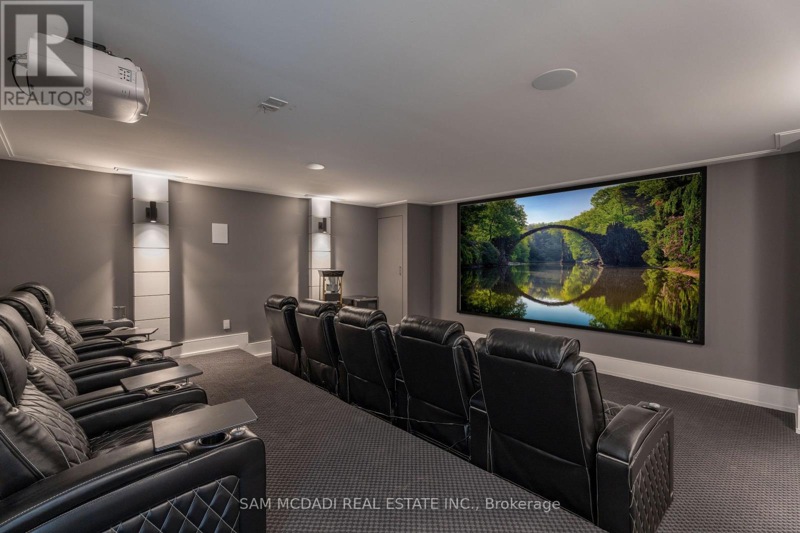 231 Wedgewood Drive, Oakville, Ontario  L6J 4R6 - Photo 40 - W12736948