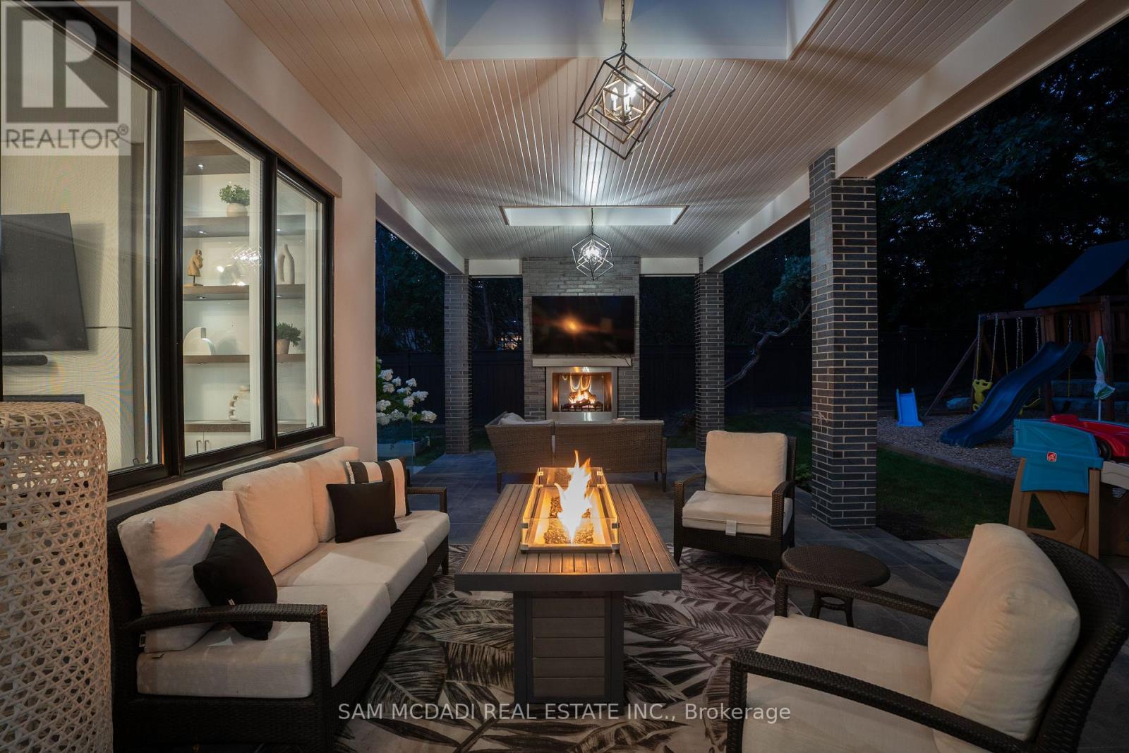 231 Wedgewood Drive, Oakville, Ontario  L6J 4R6 - Photo 48 - W12736948