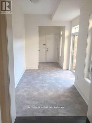 18 Military Crescent, Brampton, Ontario  L7A 4W1 - Photo 7 - W12736960