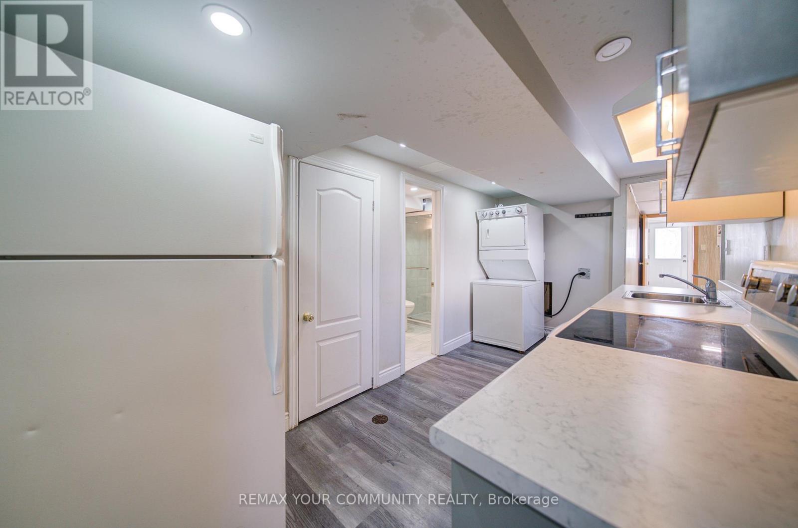 3091 Rymal Road, Mississauga, Ontario  L4Y 3B4 - Photo 38 - W12737002