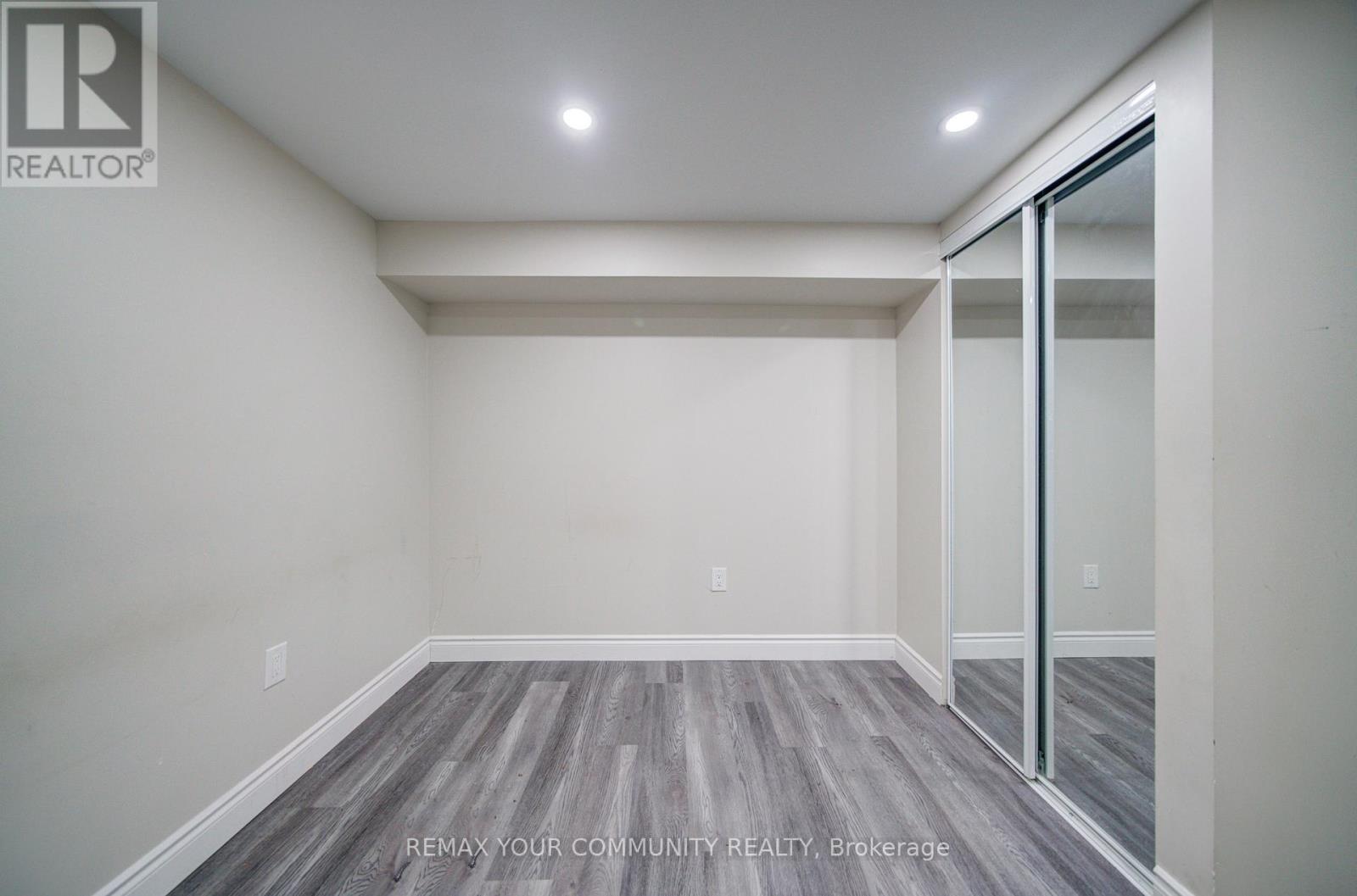 3091 Rymal Road, Mississauga, Ontario  L4Y 3B4 - Photo 42 - W12737002