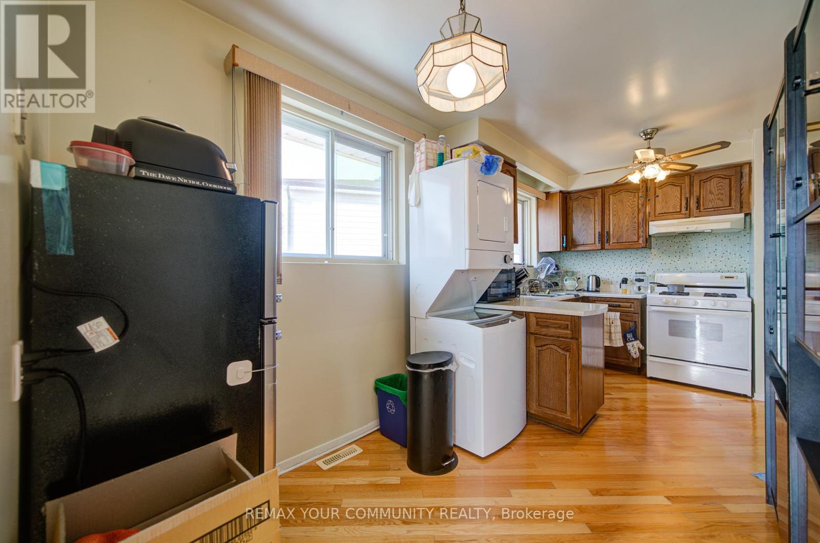 3091 Rymal Road, Mississauga, Ontario  L4Y 3B4 - Photo 6 - W12737002