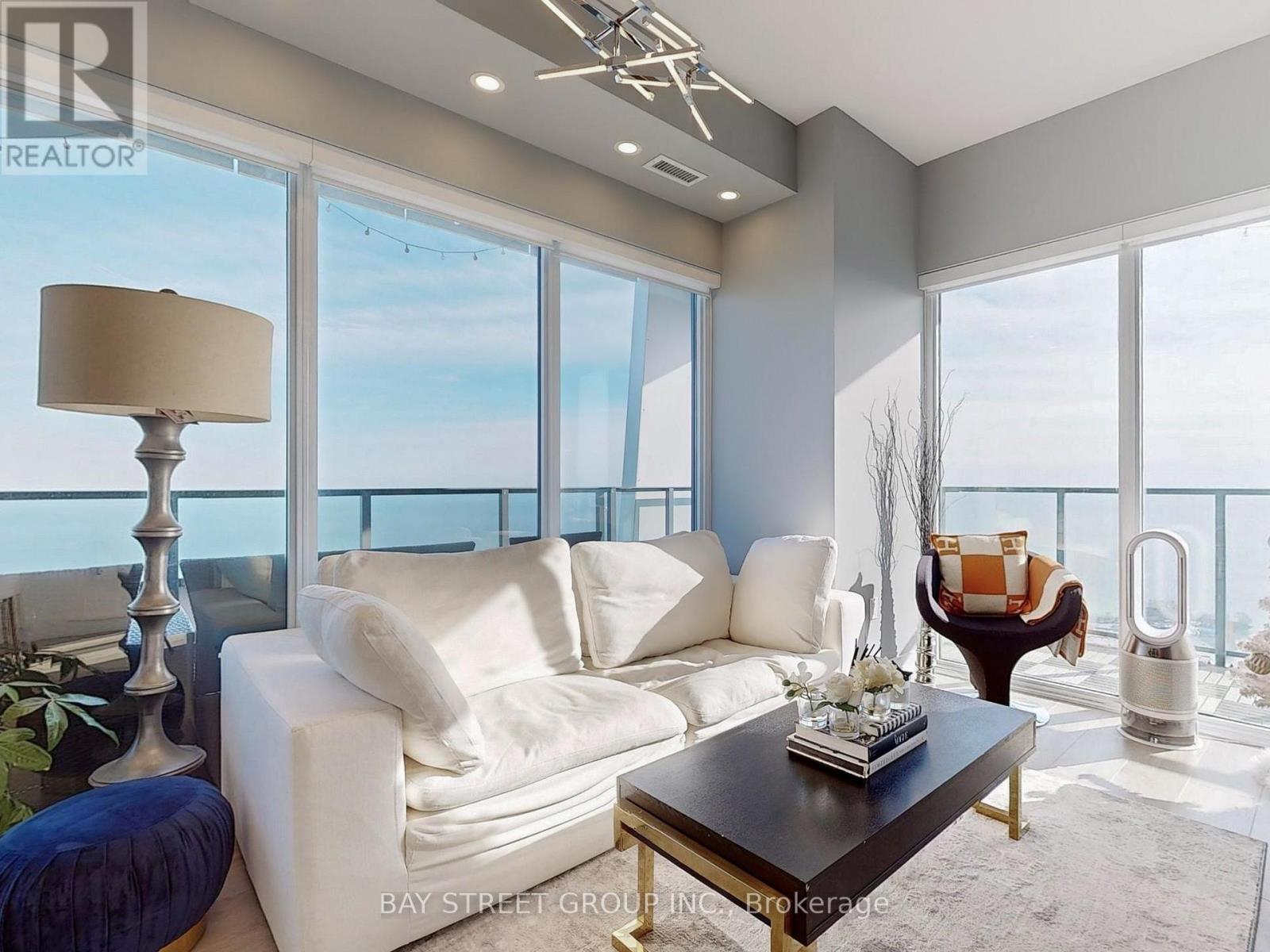 Lph07a - 30 Shore Breeze Drive, Toronto, Ontario  M8V 0J1 - Photo 2 - W12737022