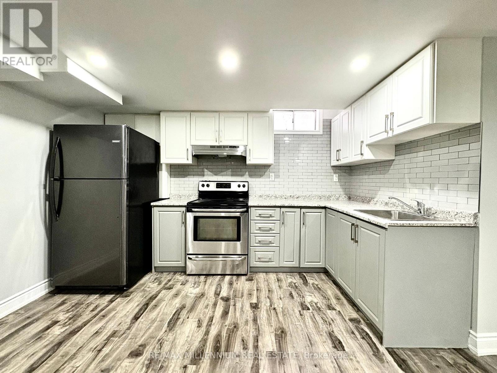 28 Hendricks Crescent, Brampton, Ontario  L6Y 4L2 - Photo 32 - W12737066