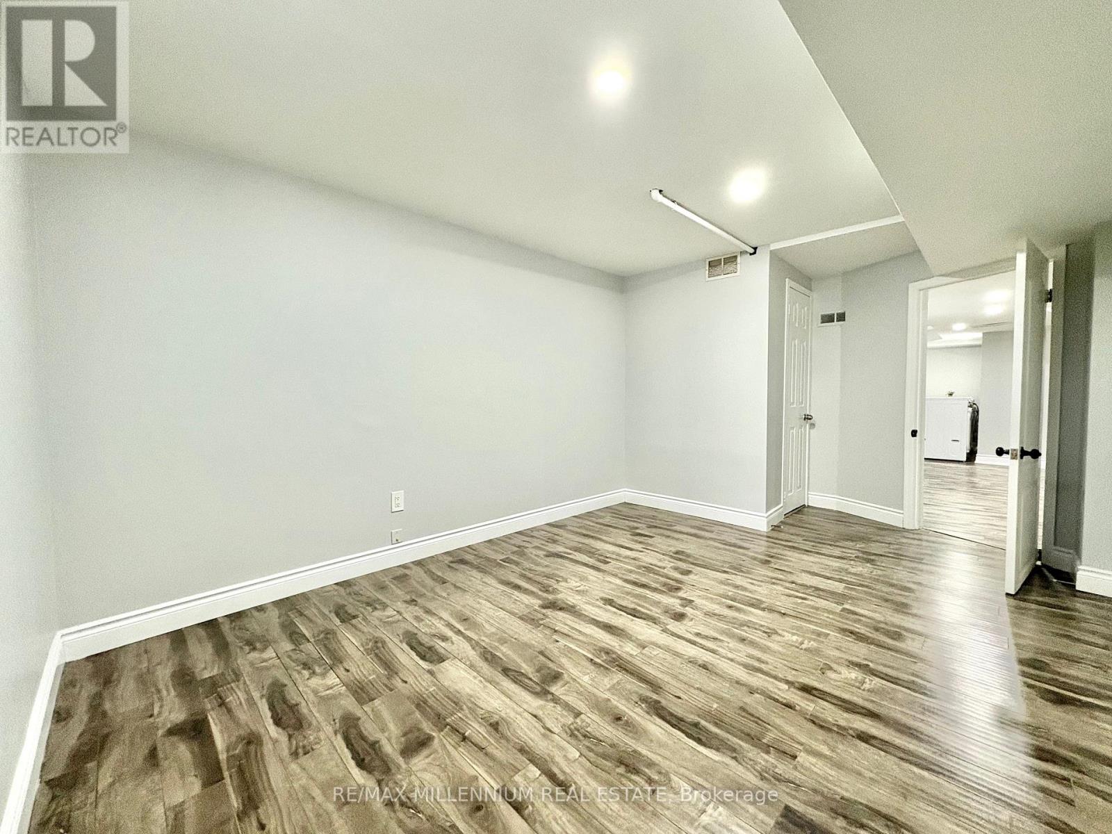 28 Hendricks Crescent, Brampton, Ontario  L6Y 4L2 - Photo 36 - W12737066