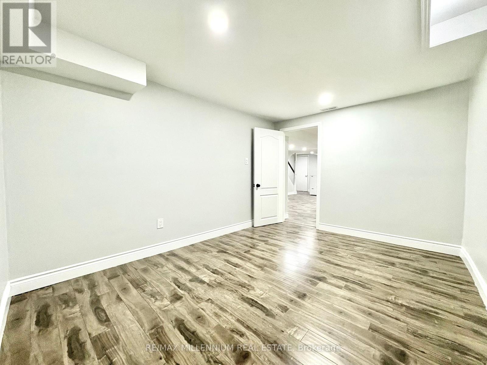 28 Hendricks Crescent, Brampton, Ontario  L6Y 4L2 - Photo 39 - W12737066