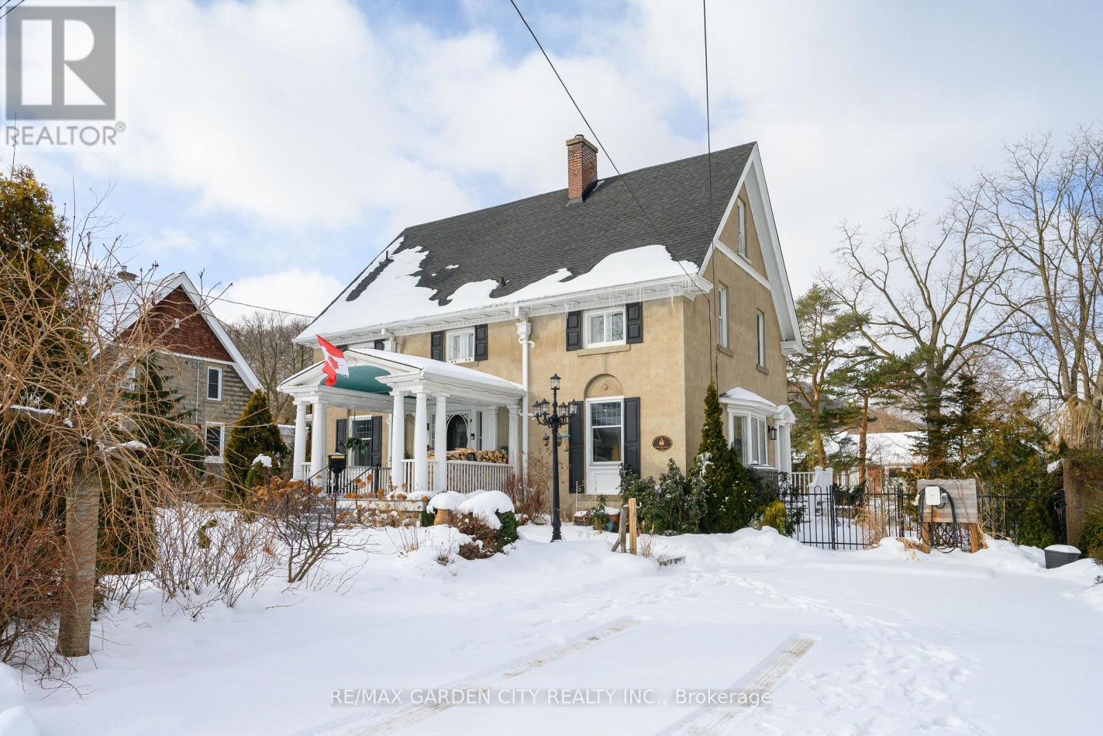 14 Robinson Street S, Grimsby, Ontario  L3M 3C4 - Photo 3 - X12737068