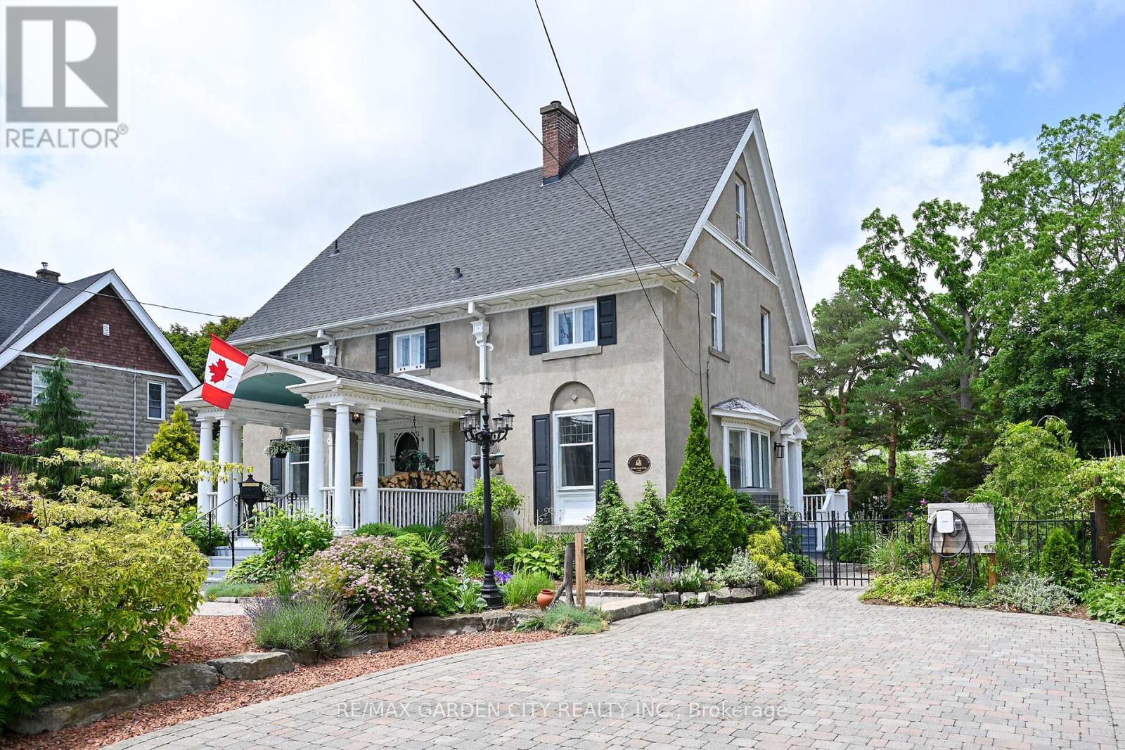 14 Robinson Street S, Grimsby, Ontario  L3M 3C4 - Photo 4 - X12737068