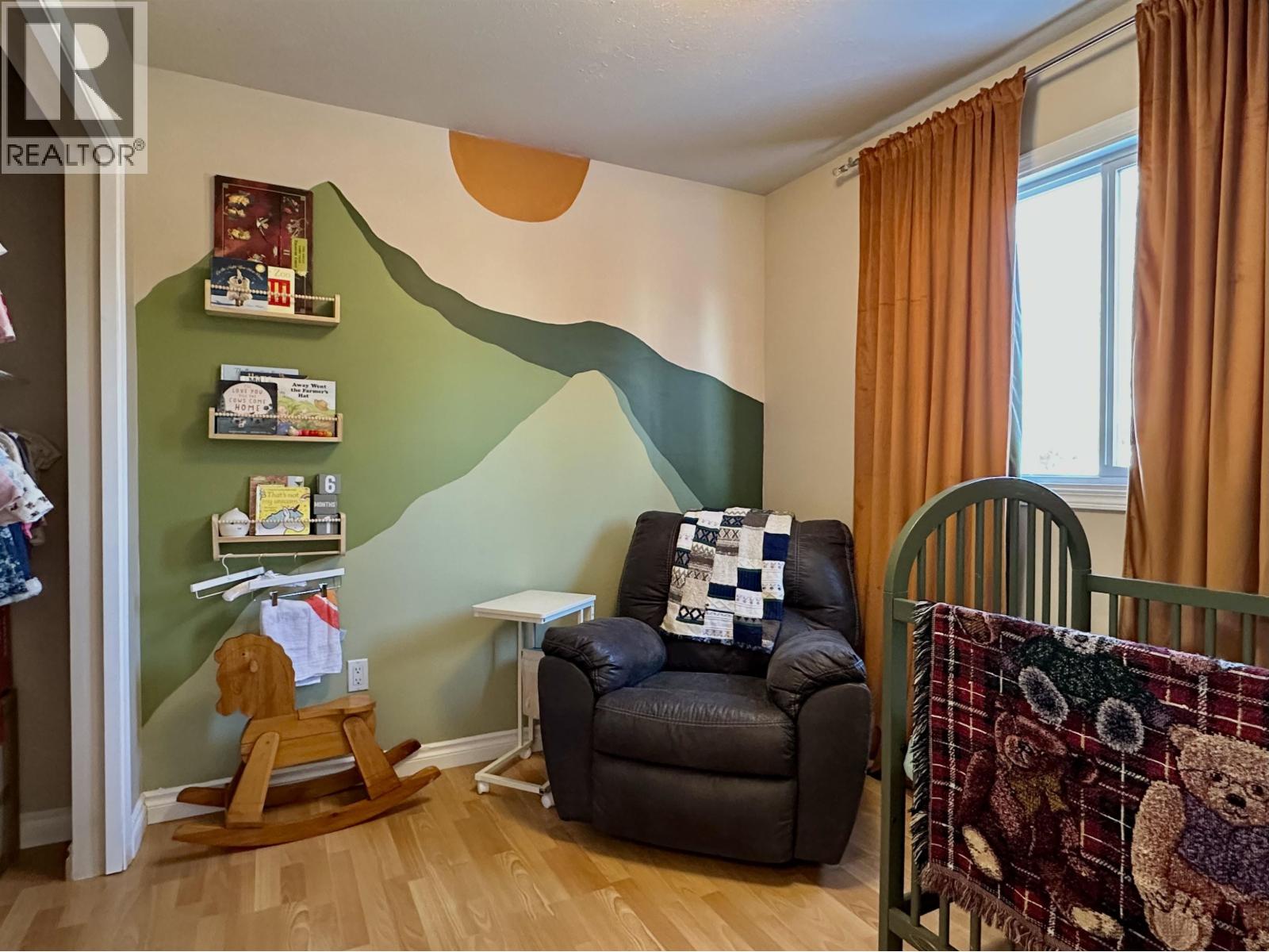 4405 Heritage Crescent, Fort Nelson, British Columbia  V0C 1R0 - Photo 3 - R3084148