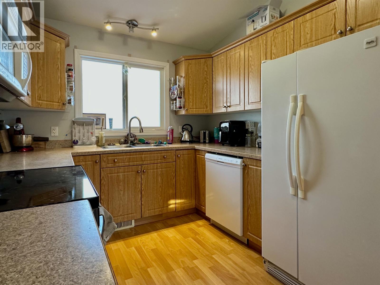 4405 Heritage Crescent, Fort Nelson, British Columbia  V0C 1R0 - Photo 12 - R3084148