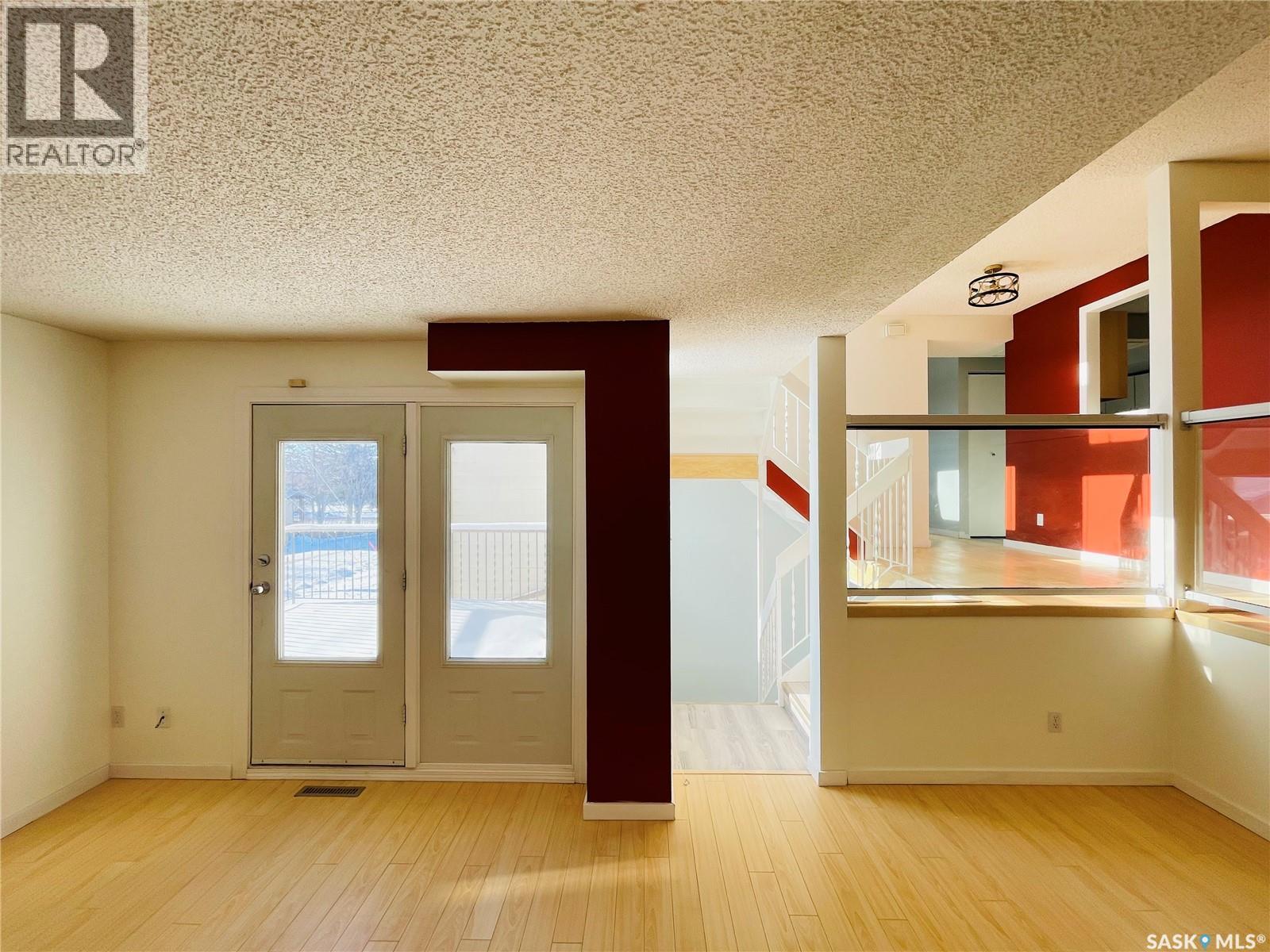 5026 10th Avenue, Regina, Saskatchewan  S4T 7P4 - Photo 9 - SK027509