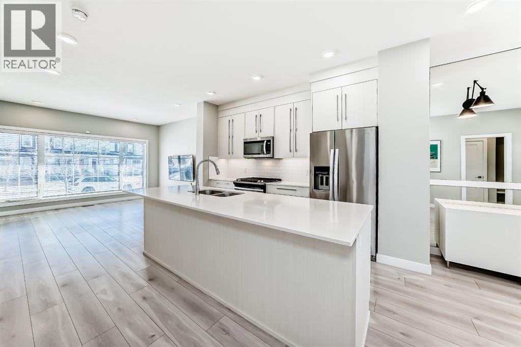 1289 Carrington Boulevard Nw, Calgary, Alberta  T3P 1M2 - Photo 4 - A2276273