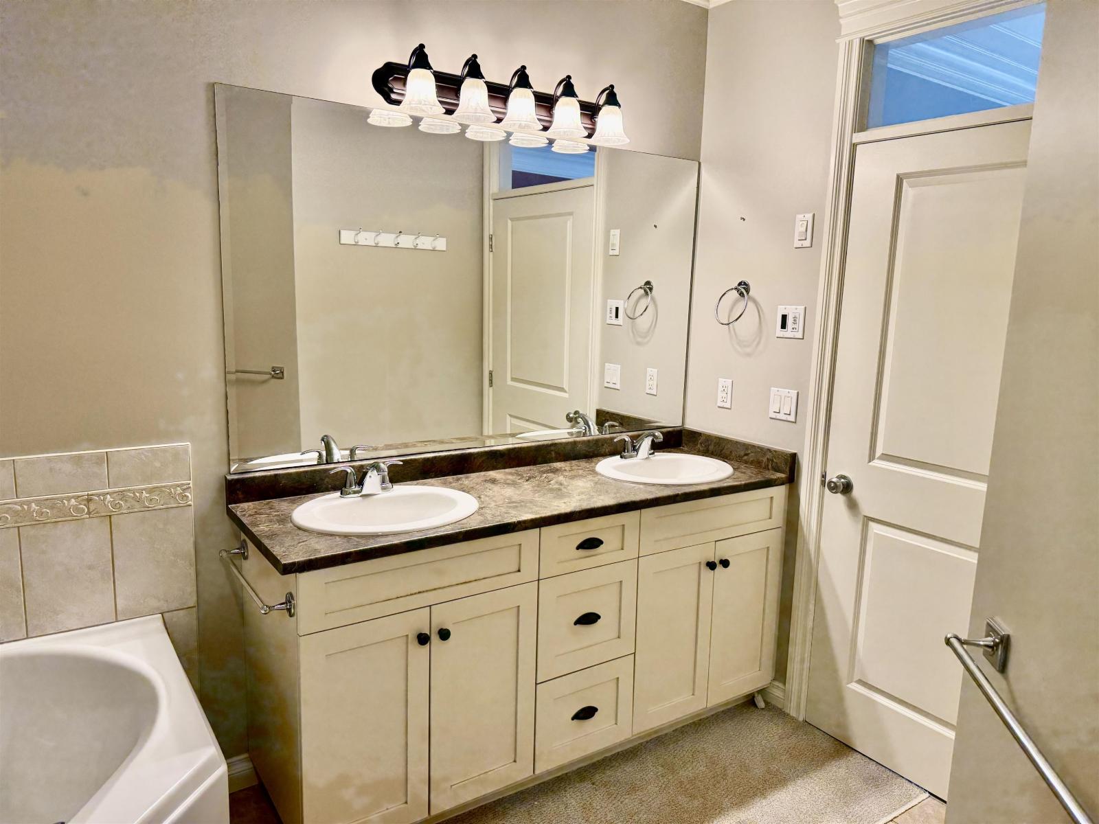 412 32729 Garibaldi Drive, Abbotsford, British Columbia  V2T 0A6 - Photo 24 - R3083815