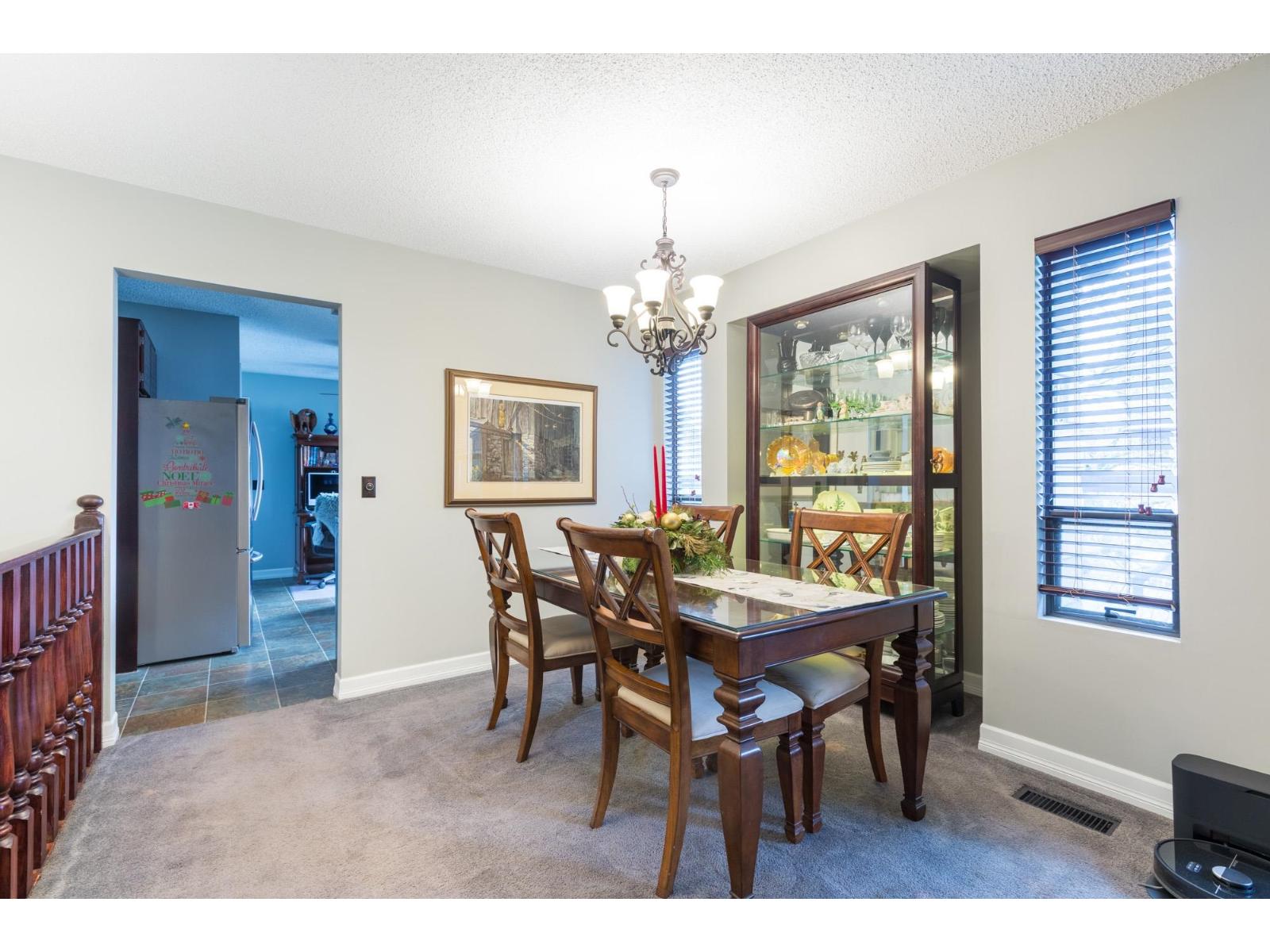 32281 Adair Avenue, Abbotsford, British Columbia  V2T 4L7 - Photo 8 - R3083687