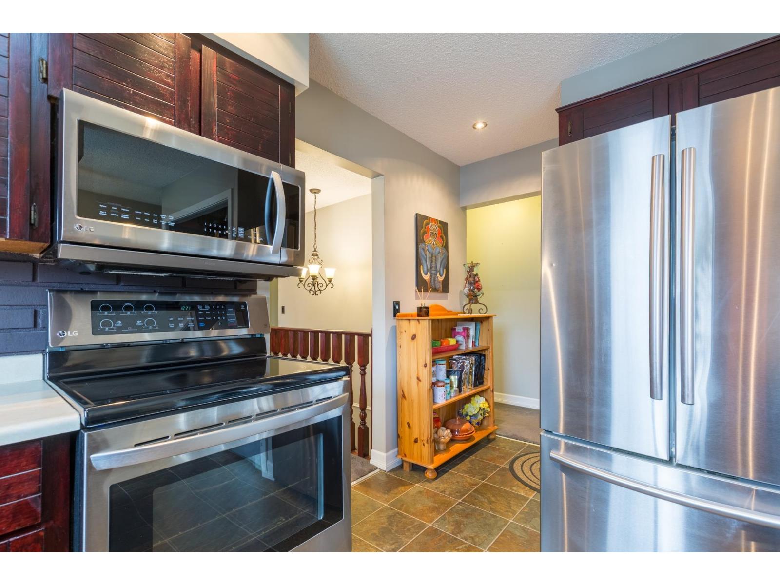 32281 Adair Avenue, Abbotsford, British Columbia  V2T 4L7 - Photo 13 - R3083687