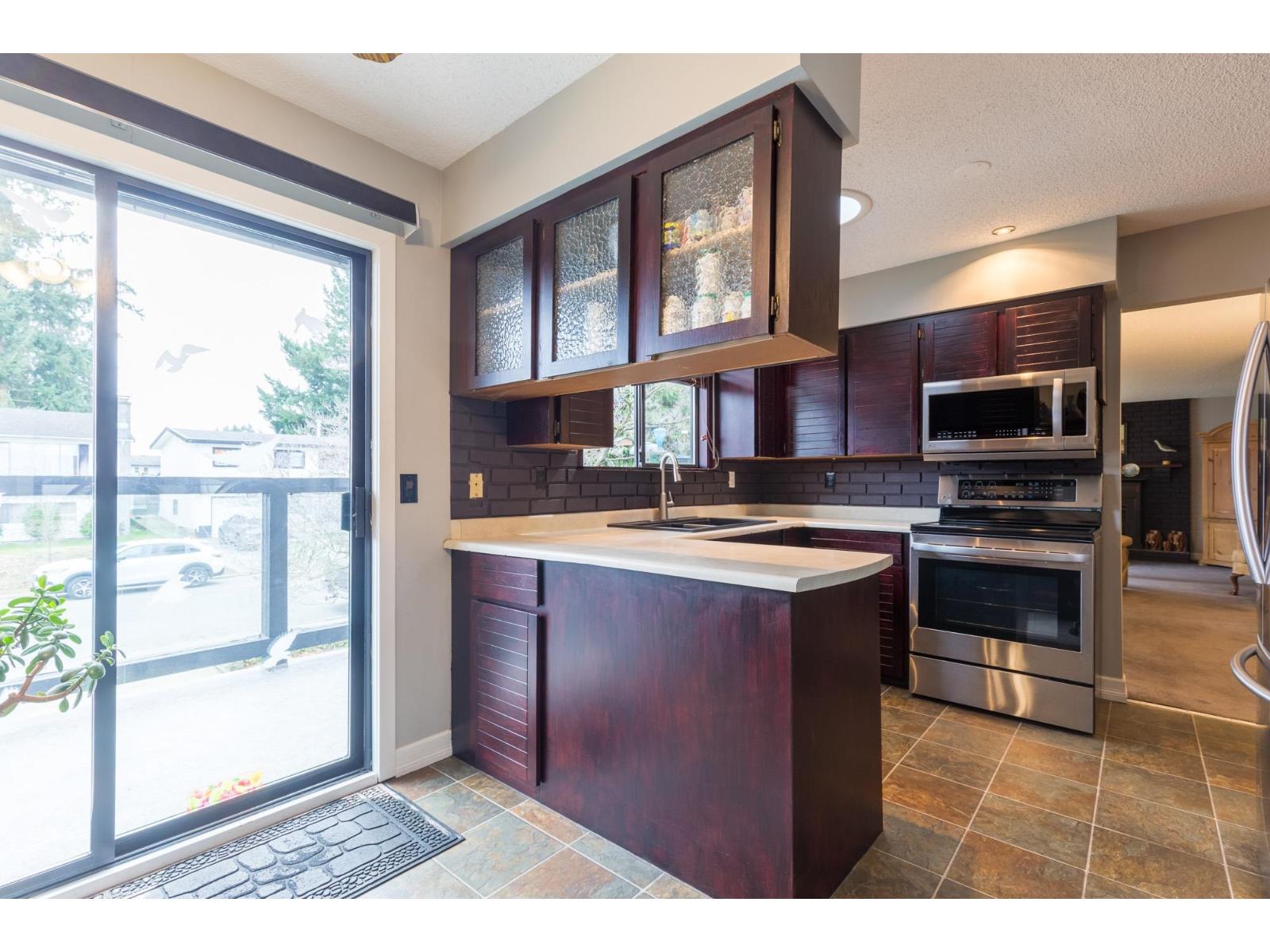 32281 Adair Avenue, Abbotsford, British Columbia  V2T 4L7 - Photo 17 - R3083687