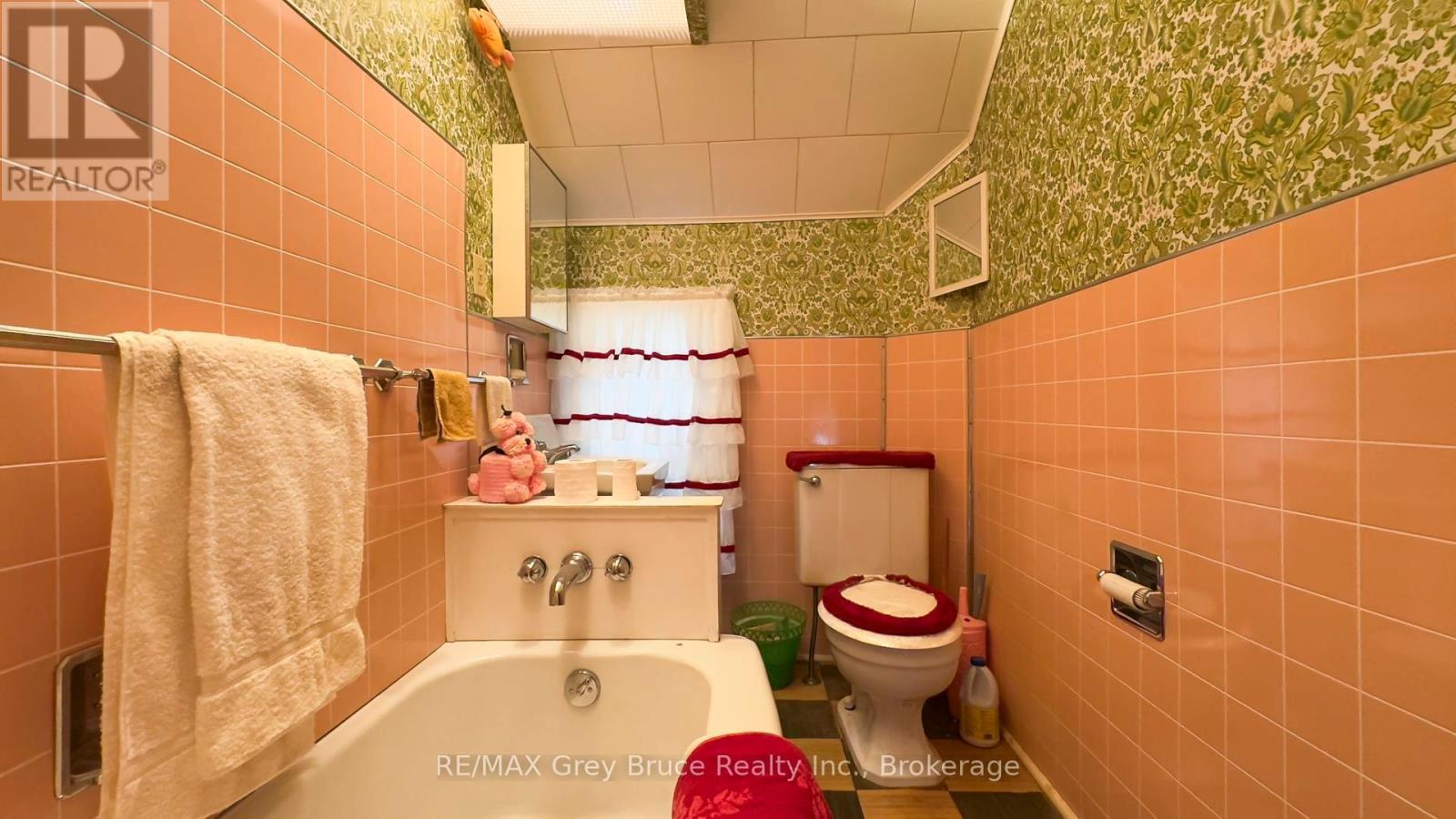 367 1st Avenue S, Arran-Elderslie, Ontario  N0G 1L0 - Photo 23 - X12403861