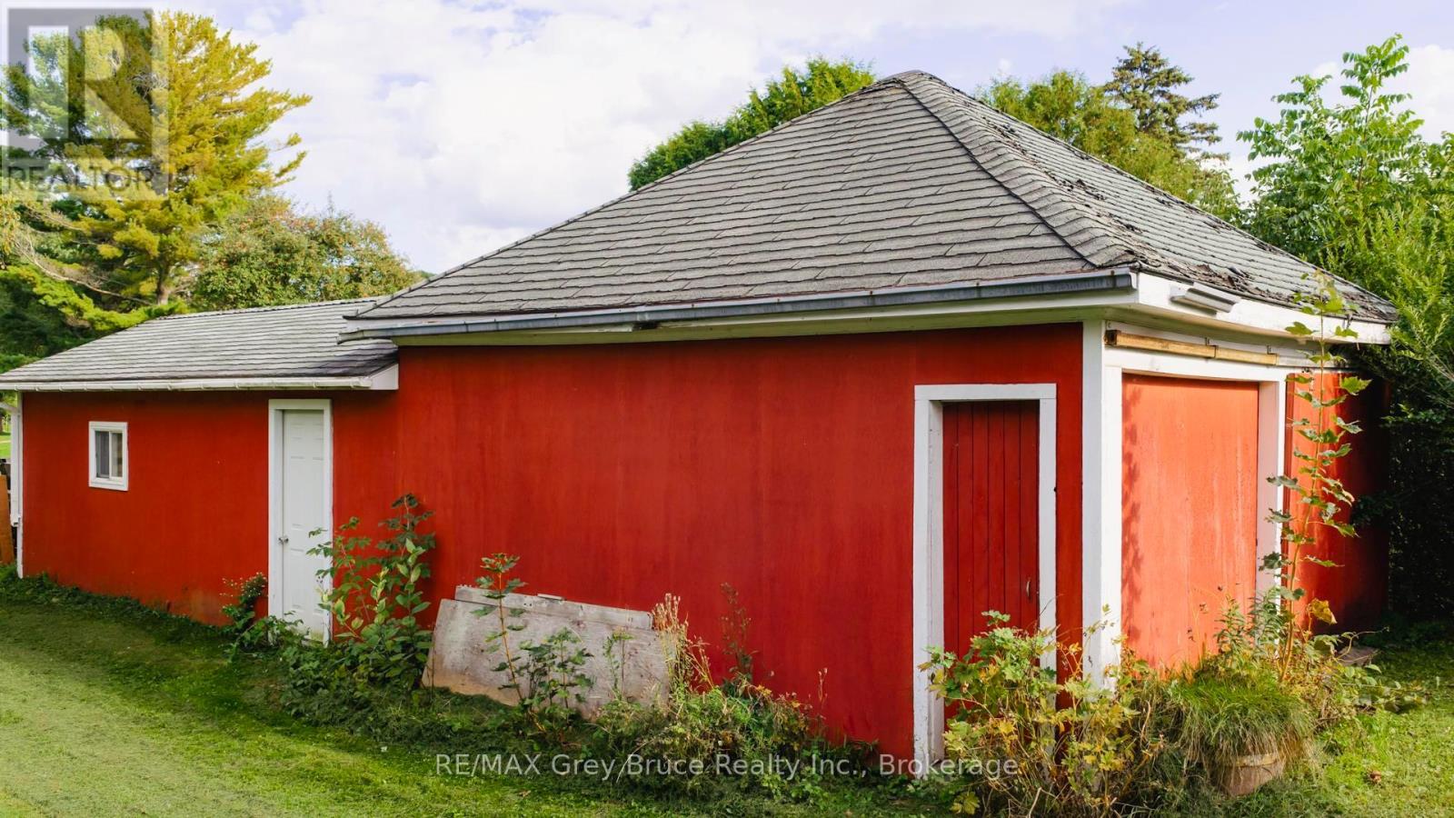 367 1st Avenue S, Arran-Elderslie, Ontario  N0G 1L0 - Photo 33 - X12403861