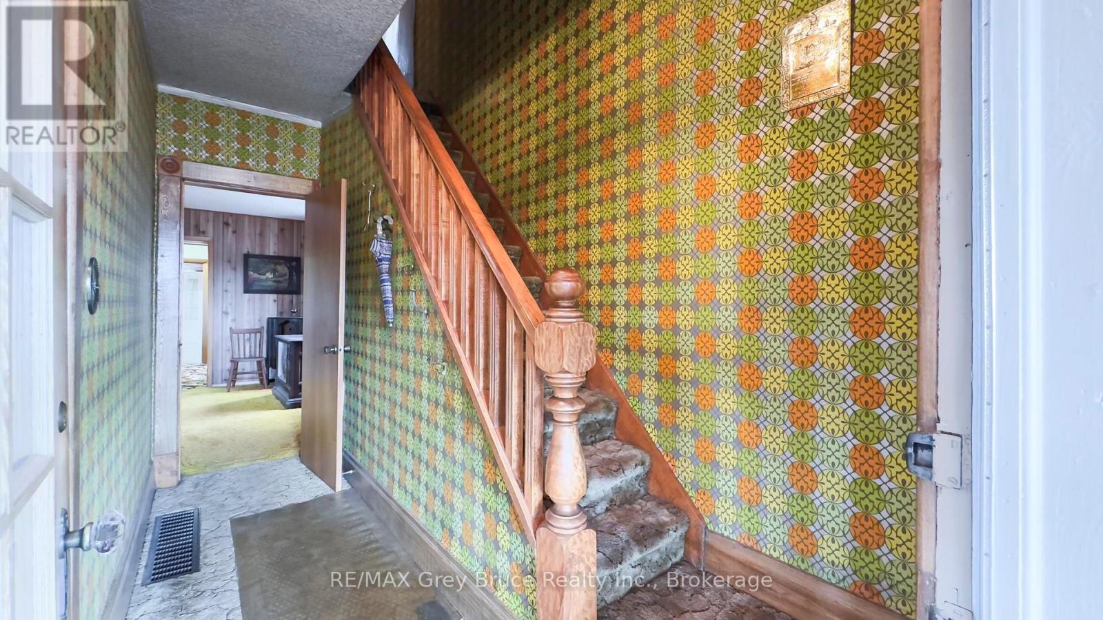 367 1st Avenue S, Arran-Elderslie, Ontario  N0G 1L0 - Photo 6 - X12403861