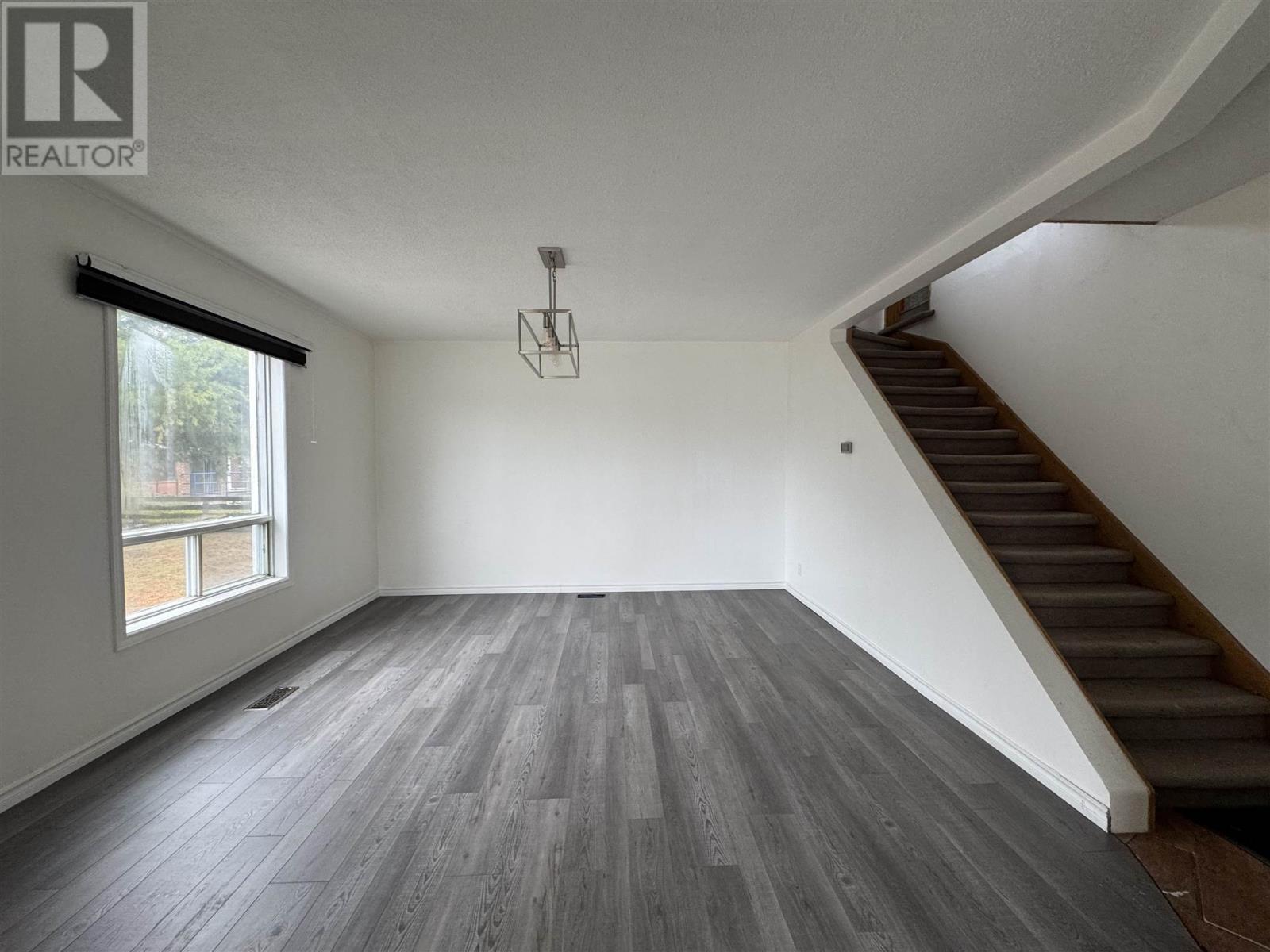 36 Lansdowne St N, 36 Lansdowne Street North, Chapleau, Ontario P0M 1K0 - Photo 10 - SM253012