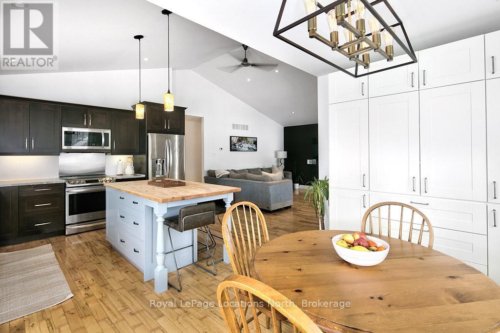 176 Semple Lane, Grey Highlands, Ontario  N0C 1E0 - Photo 14 - X12737078