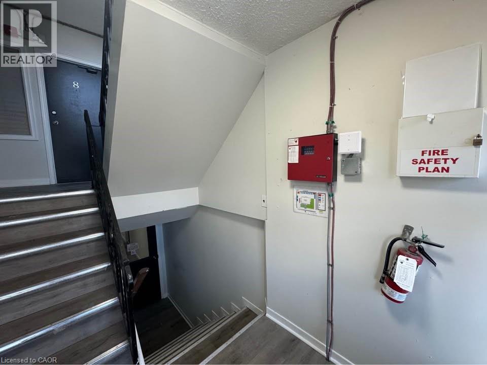 37 Lincoln Street Unit# 5, Welland, Ontario  L3C 5H9 - Photo 14 - 40800035