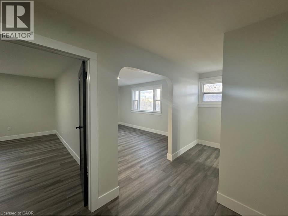 37 Lincoln Street Unit# 5, Welland, Ontario  L3C 5H9 - Photo 10 - 40800035