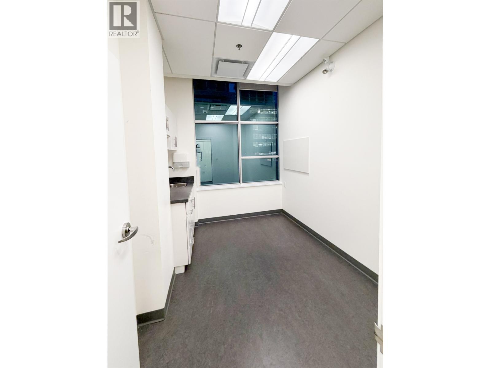 302 223 Nelson's Crescent, New Westminster, British Columbia  V3K 4M9 - Photo 5 - C8075604