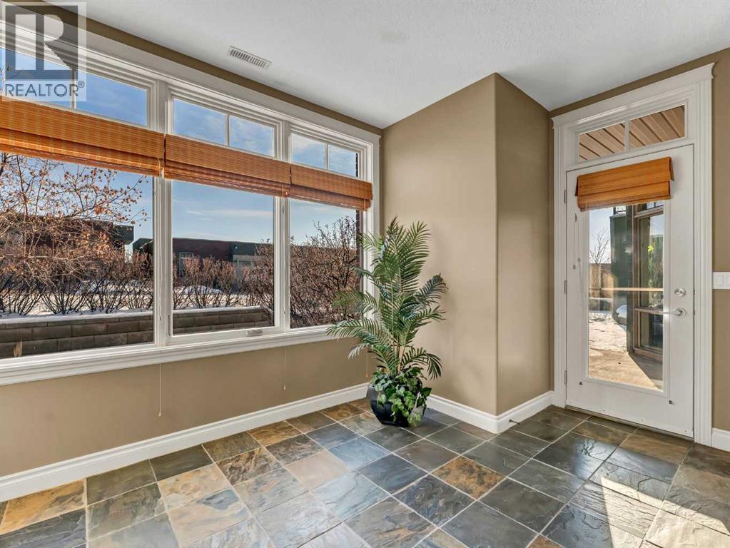 6 Palisades Way Ne, Medicine Hat, Alberta  T1C 2B4 - Photo 40 - A2274095