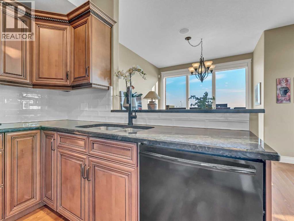 6 Palisades Way Ne, Medicine Hat, Alberta  T1C 2B4 - Photo 19 - A2274095