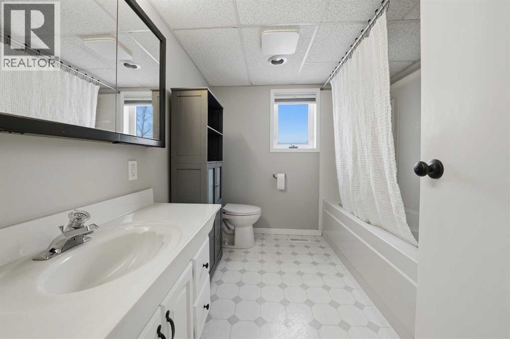 15 26534 Township Road 384, Rural Red Deer County, Alberta  T4E 1A1 - Photo 34 - A2281892