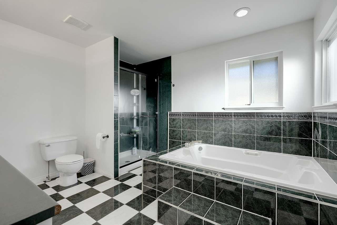 13636 60a Avenue, Surrey, British Columbia  V3X 3L1 - Photo 27 - R3084050