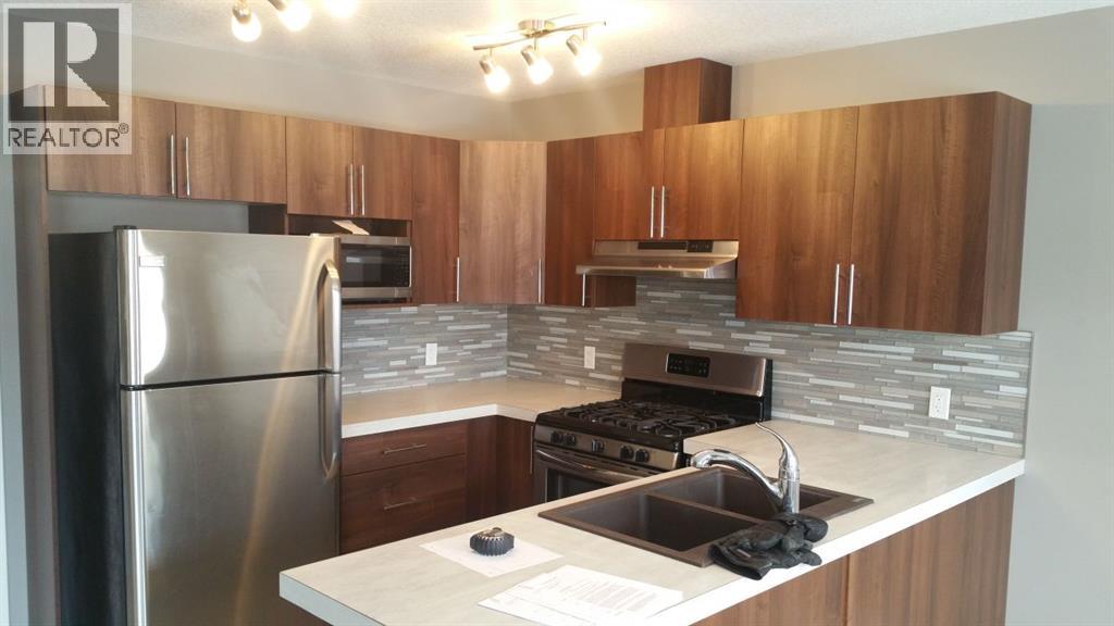 B, 11314 105 Avenue, Grande Prairie, Alberta  T8V 3Z3 - Photo 2 - A2282390